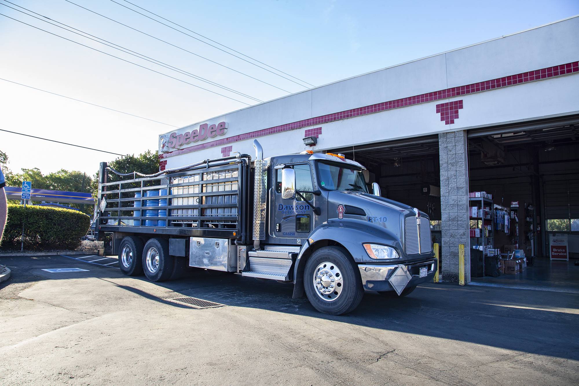 We offer lubricant products from multiple brands. Use the best products for your equipment, recommended by our  STLE-certified staff.